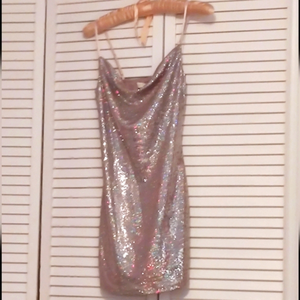 Gorgeous silver metallic mini - Picture 4 of 13
